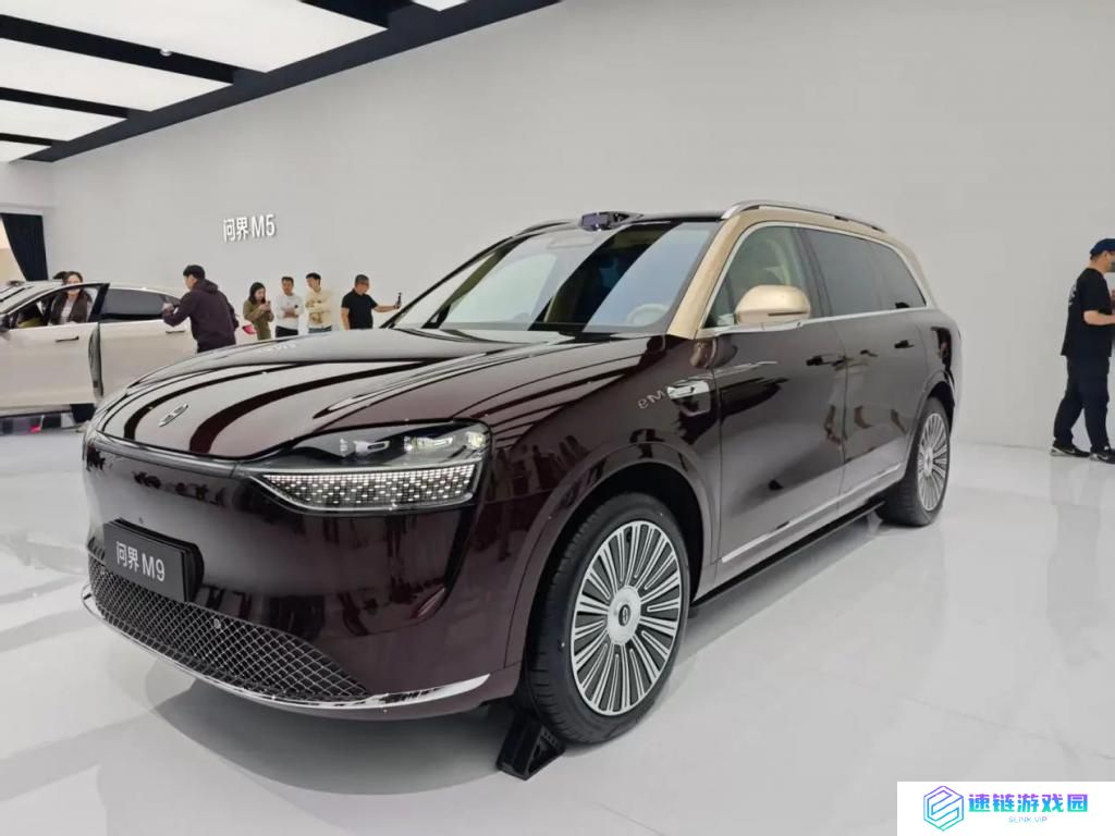 问界 M9 和新 M5 Ultra 双车上新，享界 S9 增程版同场发布