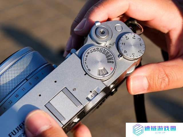 一亿像素 + 中画幅 富士 GFX100RF 固定镜头相机深度拍摄体验