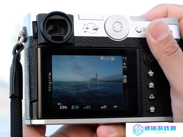 一亿像素 + 中画幅 富士 GFX100RF 固定镜头相机深度拍摄体验