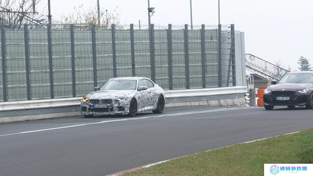 限量 2000 辆：宝马最小 M 车型 M2 CS 被曝最高时速 302 公里，零百加速 3.8 秒