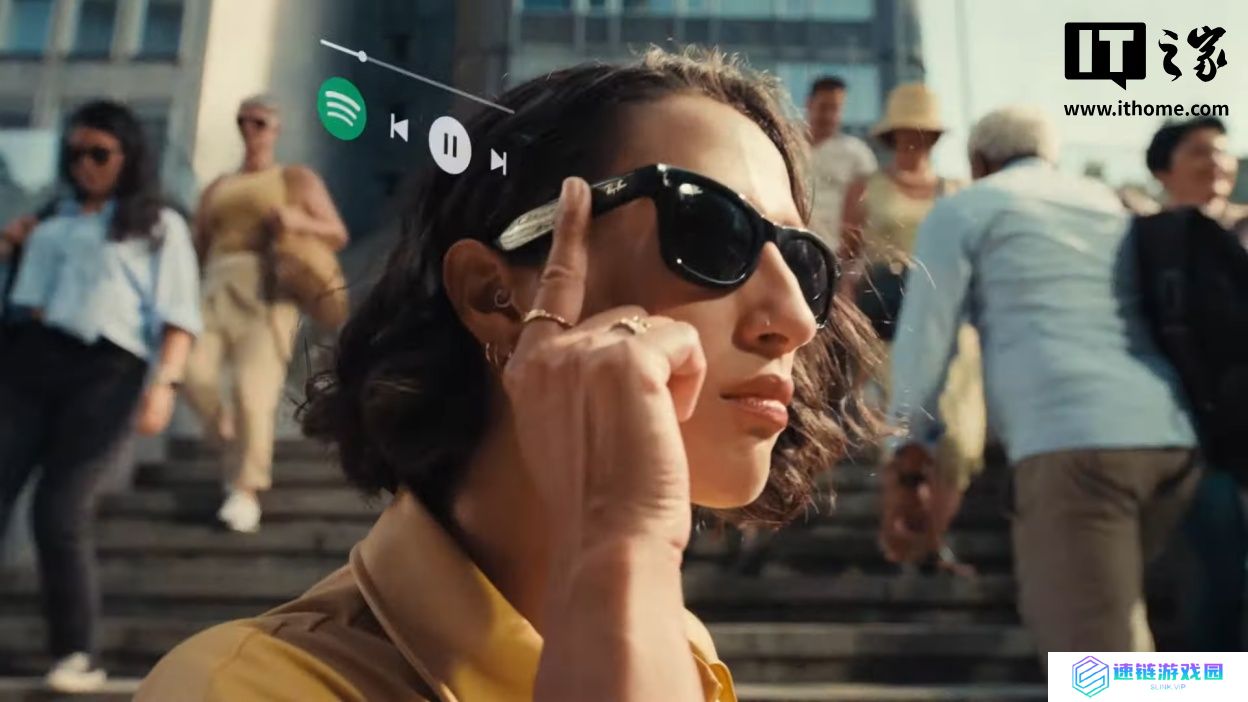 Meta Ray-Ban 智能眼镜隐私政策调整：AI 随时“看”，语音云端存