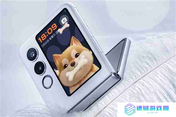 2025年行业首款全尺寸内嵌DeepSeek的小折叠！努比亚Flip 2亮相
